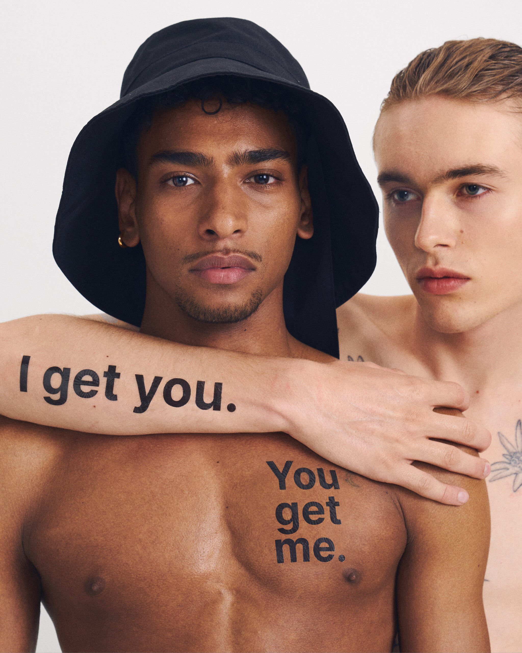 ParadoxicalRealities_InstaLayout_LOOK_10